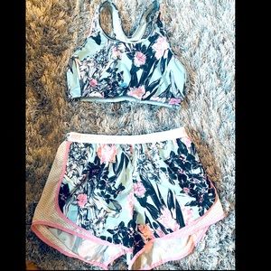 Nike Floral running shorts and sports bra XL set
